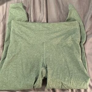 Women’s yoga pants